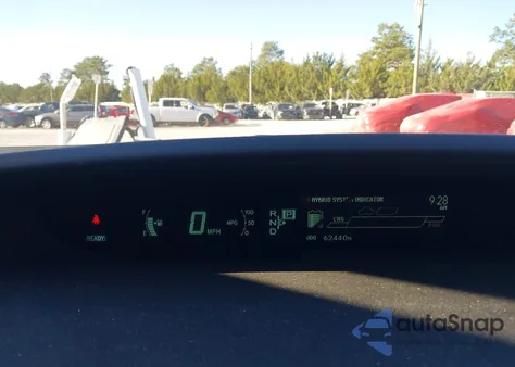 2015 Toyota Prius Two z USA, uszkodzony, nr VIN JTDKN3DU3F1963972